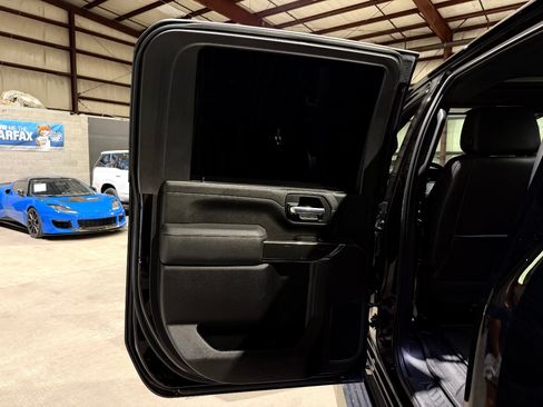 Used 2023 GMC Sierra 2500 AT4 w/ AT4 Preferred Package AWD/4WD image 15
