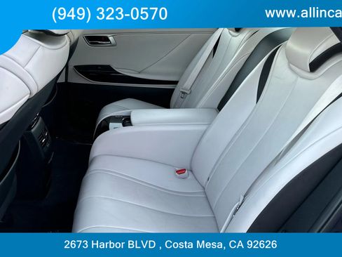 Used 2019 Toyota Mirai image 8
