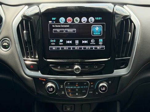 Used 2019 Chevrolet Traverse Premier w/ Redline Edition FWD image 10