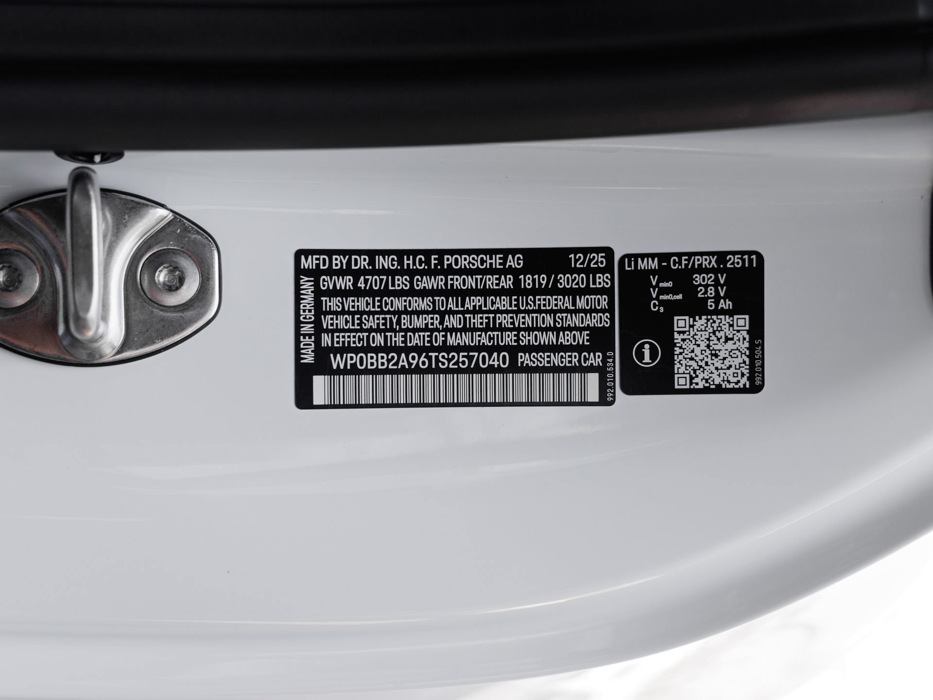 Certified 2026 Porsche 911 Targa 4 GTS AWD/4WD image 45