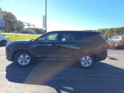 New 2026 Toyota Grand Highlander LE image 6