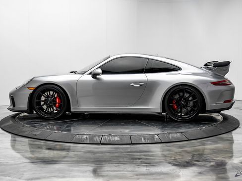 Used 2018 Porsche 911 GT3 w/ Sport Chrono Package image 5