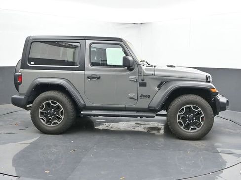Used 2022 Jeep Wrangler Sport image 12