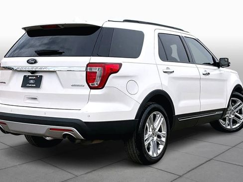 Used 2016 Ford Explorer Limited image 12