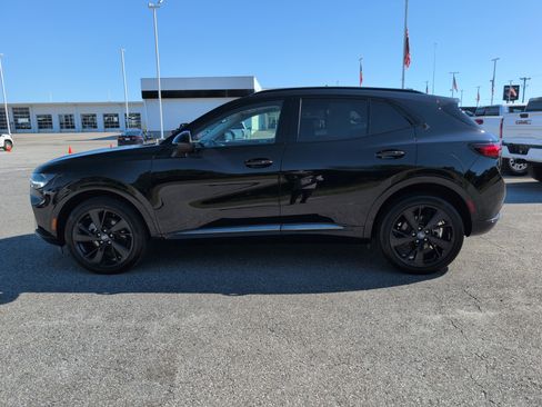 Used 2023 Buick Envision Essence w/ Sport Touring Package image 3