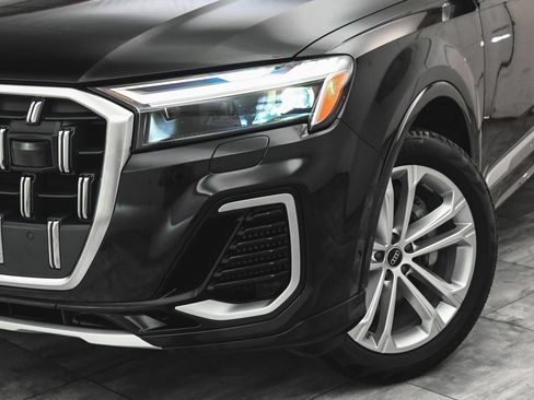 Used 2025 Audi Q7 3.0T Premium Plus AWD/4WD image 45