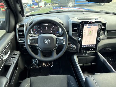Certified 2025 RAM 1500 Big Horn AWD/4WD image 18