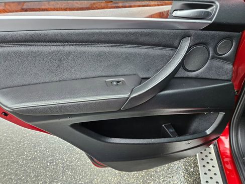 Used 2012 BMW X5 xDrive50i w/ Sport Activity Pkg image 16