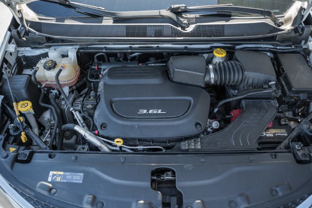 Used 2019 Chrysler Pacifica Limited FWD image 27