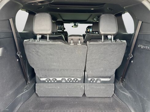 Used 2020 Chrysler Pacifica Limited FWD image 39