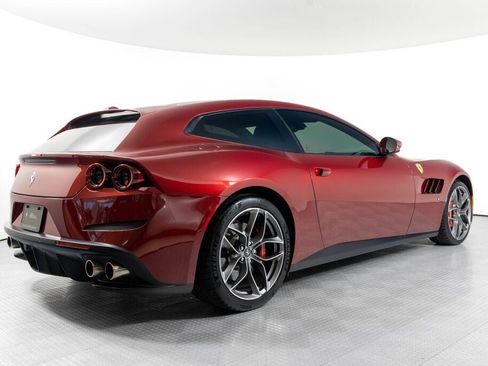 Certified 2019 Ferrari GTC4Lusso T RWD image 19
