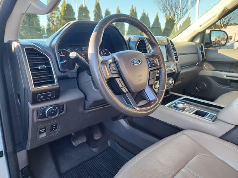 Used 2021 Ford Expedition Max Limited image 22