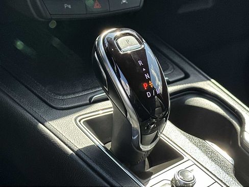 Certified 2025 Cadillac XT4 Premium Luxury FWD image 23