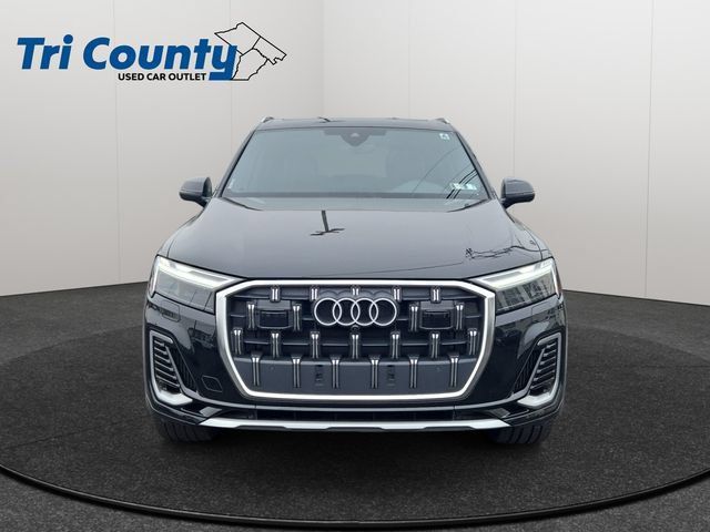 Used 2025 Audi Q7 3.0T Premium Plus AWD/4WD image 2