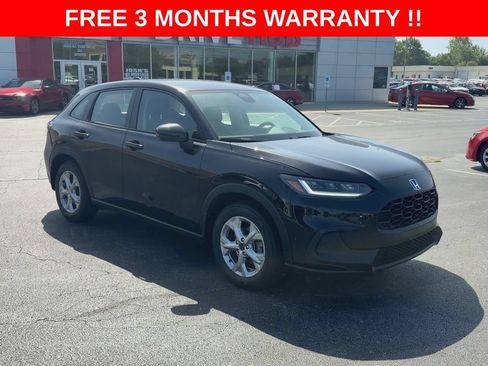 Used 2023 Honda HR-V LX image 2