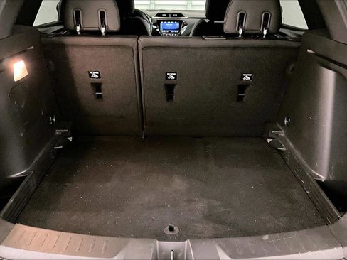 Used 2023 Chevrolet TrailBlazer RS w/ Sun and Liftgate Package image 33