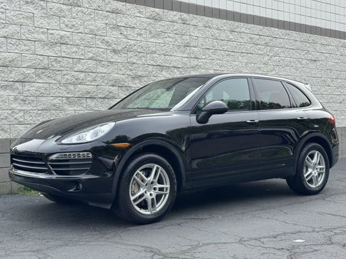 Used 2014 Porsche Cayenne S AWD/4WD image 12