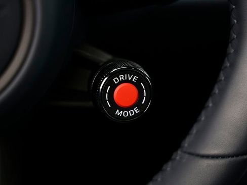 Certified 2025 Porsche 911 Carrera S RWD image 41