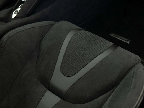 New 2026 McLaren 750S image 40