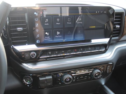 New 2026 Chevrolet Silverado 2500 High Country w/ Midnight Edition AWD/4WD image 13