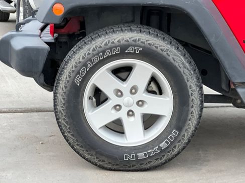 Used 2017 Jeep Wrangler Unlimited Sport w/ Quick Order Package 24S image 26