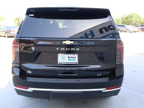 Used 2026 Chevrolet Tahoe LT RWD image 7