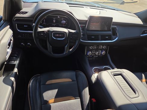 Used 2023 GMC Yukon AT4 w/ AT4 Premium Package image 7