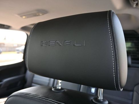 Used 2016 GMC Sierra 3500 Denali w/ Duramax Plus Package AWD/4WD image 31