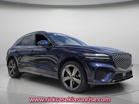 Used 2023 Genesis GV70 3.5T Sport w/ Sport Prestige Package AWD/4WD image 9