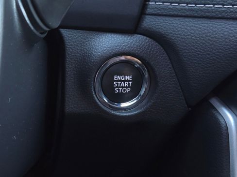 Certified 2025 Toyota RAV4 XLE AWD/4WD image 18