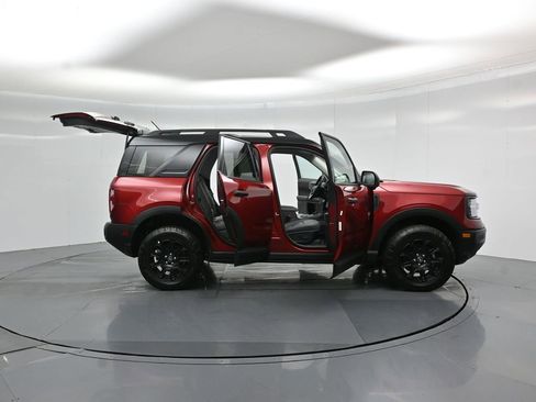 Certified 2025 Ford Bronco Sport Badlands image 5