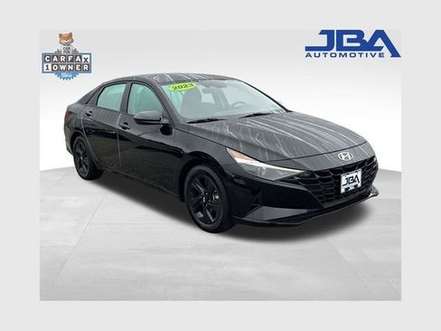 Used 2023 Hyundai Elantra Blue FWD image 1