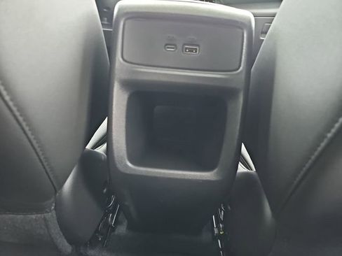 New 2026 Chevrolet Trax RS w/ Sunroof Package image 22