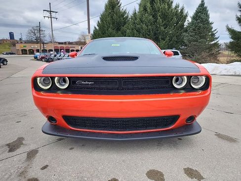 Used 2023 Dodge Challenger R/T w/ T/A Package image 19