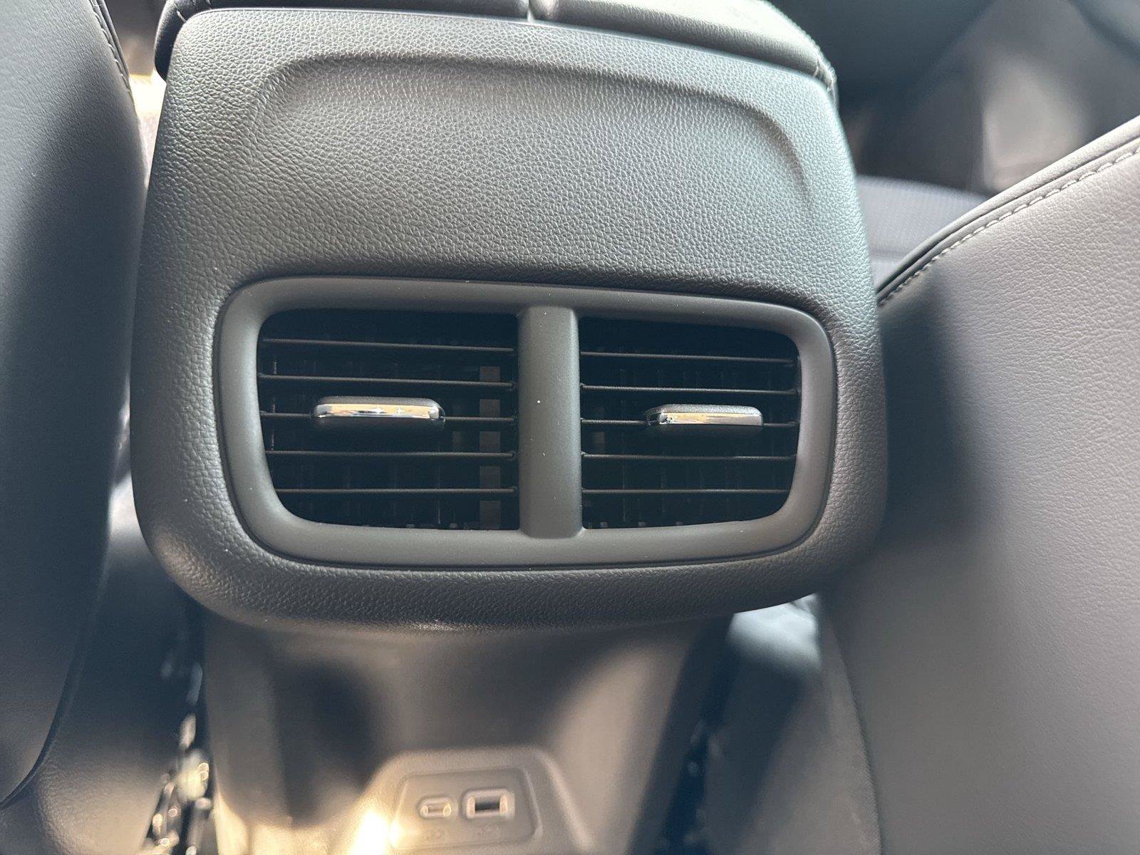 Used 2023 Buick Envision Preferred AWD/4WD image 20