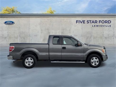 Used 2011 Ford F150 XLT w/ XLT Convenience Pkg image 4