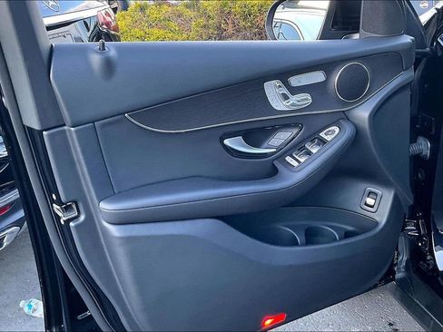 Certified 2022 Mercedes-Benz GLC 300 4MATIC image 15