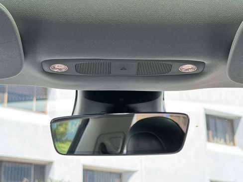 Used 2020 Tesla Model 3 Performance image 27