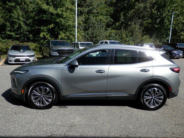 Used 2024 Buick Envision Preferred AWD/4WD image 5