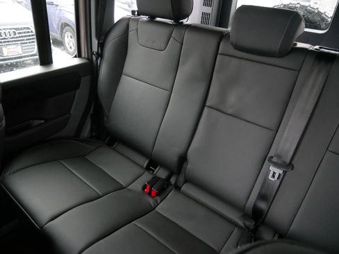 New 2026 INEOS Grenadier image 12