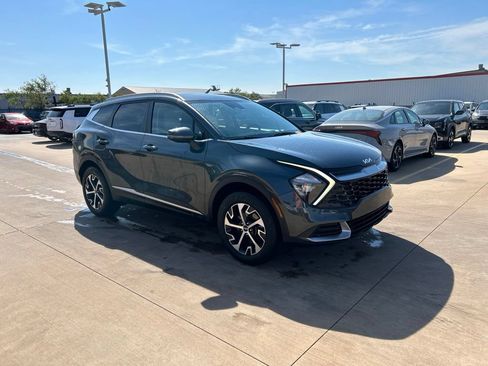 Used 2023 Kia Sportage EX AWD/4WD image 4