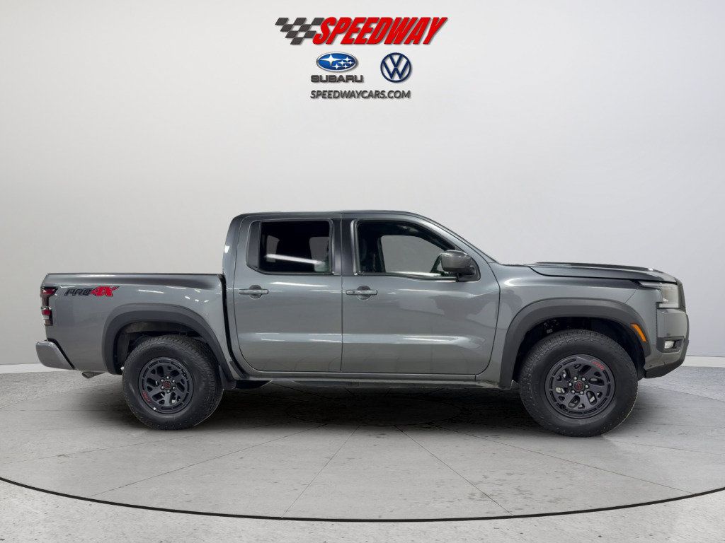 Used 2026 Nissan Frontier PRO-4X AWD/4WD image 4