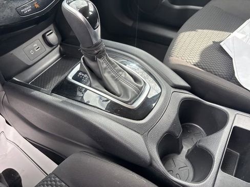 Used 2019 Nissan Rogue Sport S AWD/4WD image 13