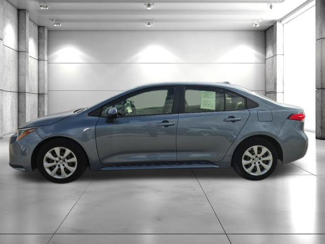 Used 2021 Toyota Corolla LE w/ Carpet Mat Package (TMS) FWD image 9