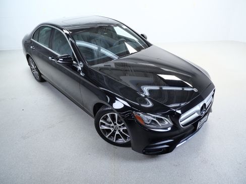 Used 2020 Mercedes-Benz E 450 4MATIC Sedan image 4