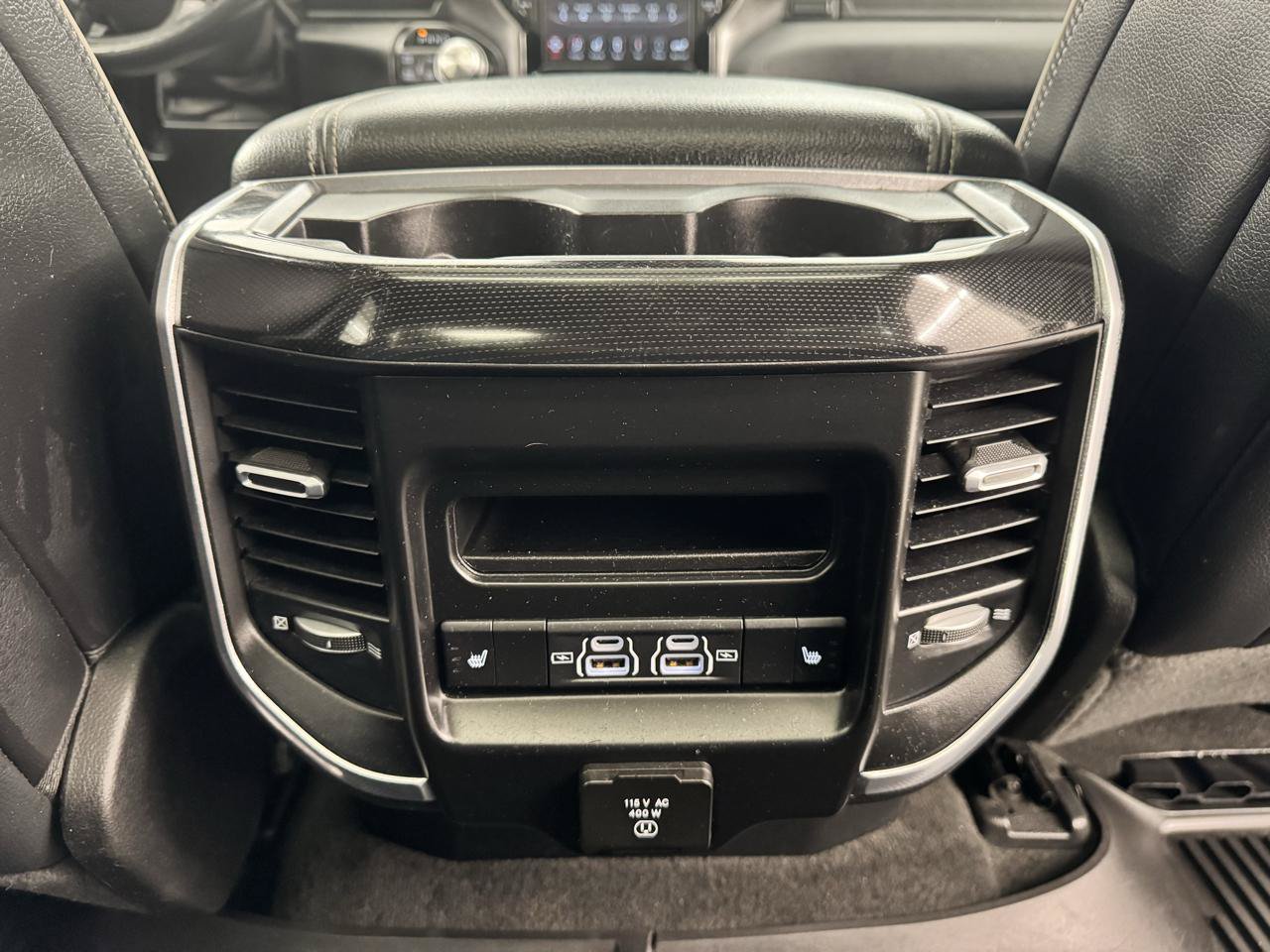 Used 2021 RAM 1500 Laramie AWD/4WD image 17