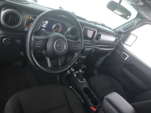 Used 2023 Jeep Wrangler Unlimited Sport AWD/4WD image 17