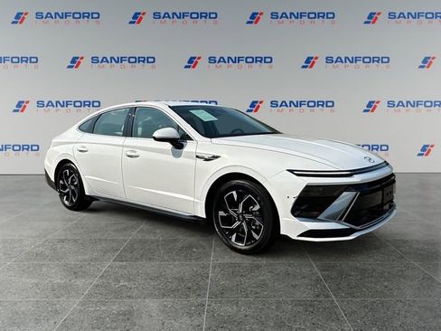 Used 2025 Hyundai Sonata SEL FWD image 7