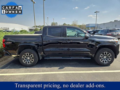Used 2024 Chevrolet Colorado Z71 image 2