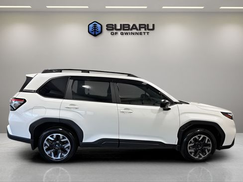 Certified 2026 Subaru Forester AWD/4WD image 6